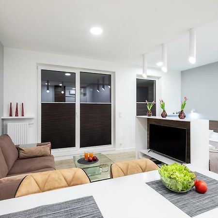 Apartament Luxury Miedzyborska 8B Warschau Buitenkant foto