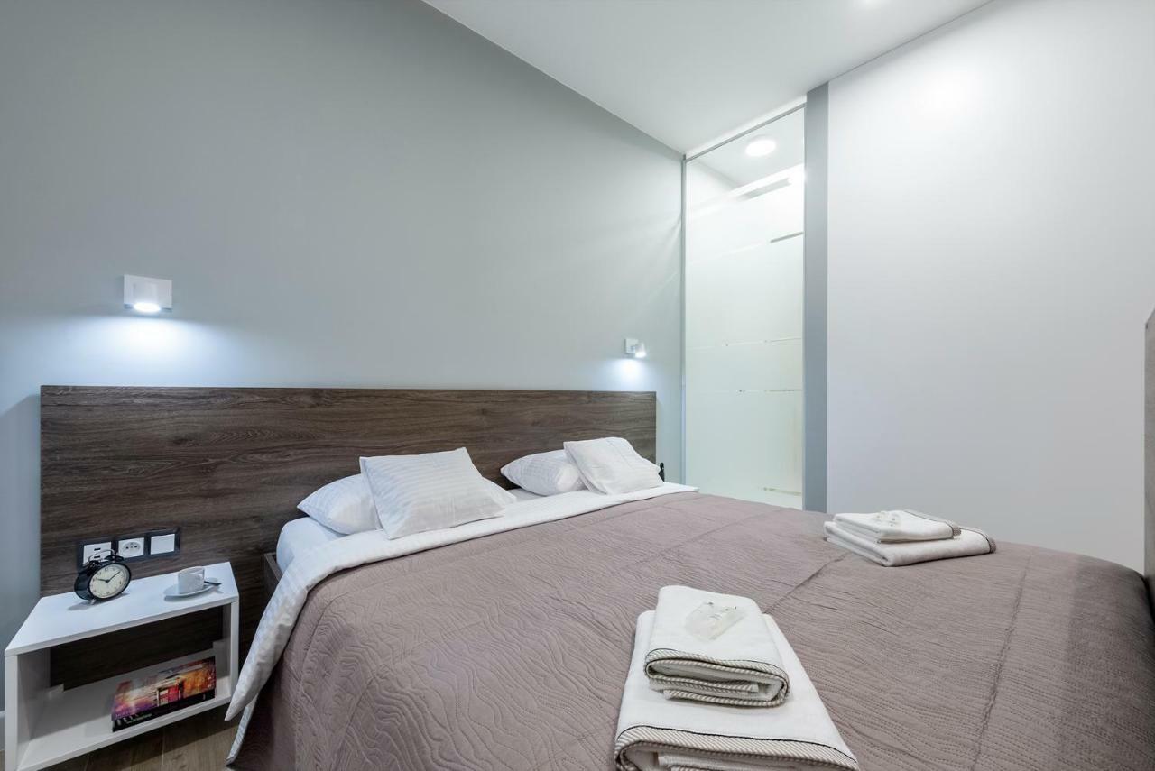 Apartament Luxury Miedzyborska 8B Warschau Buitenkant foto