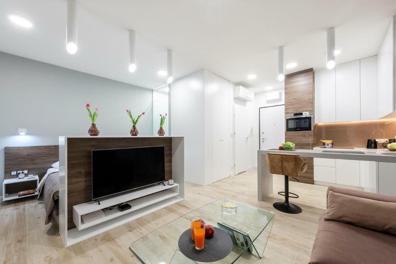 Apartament Luxury Miedzyborska 8B Warschau Buitenkant foto